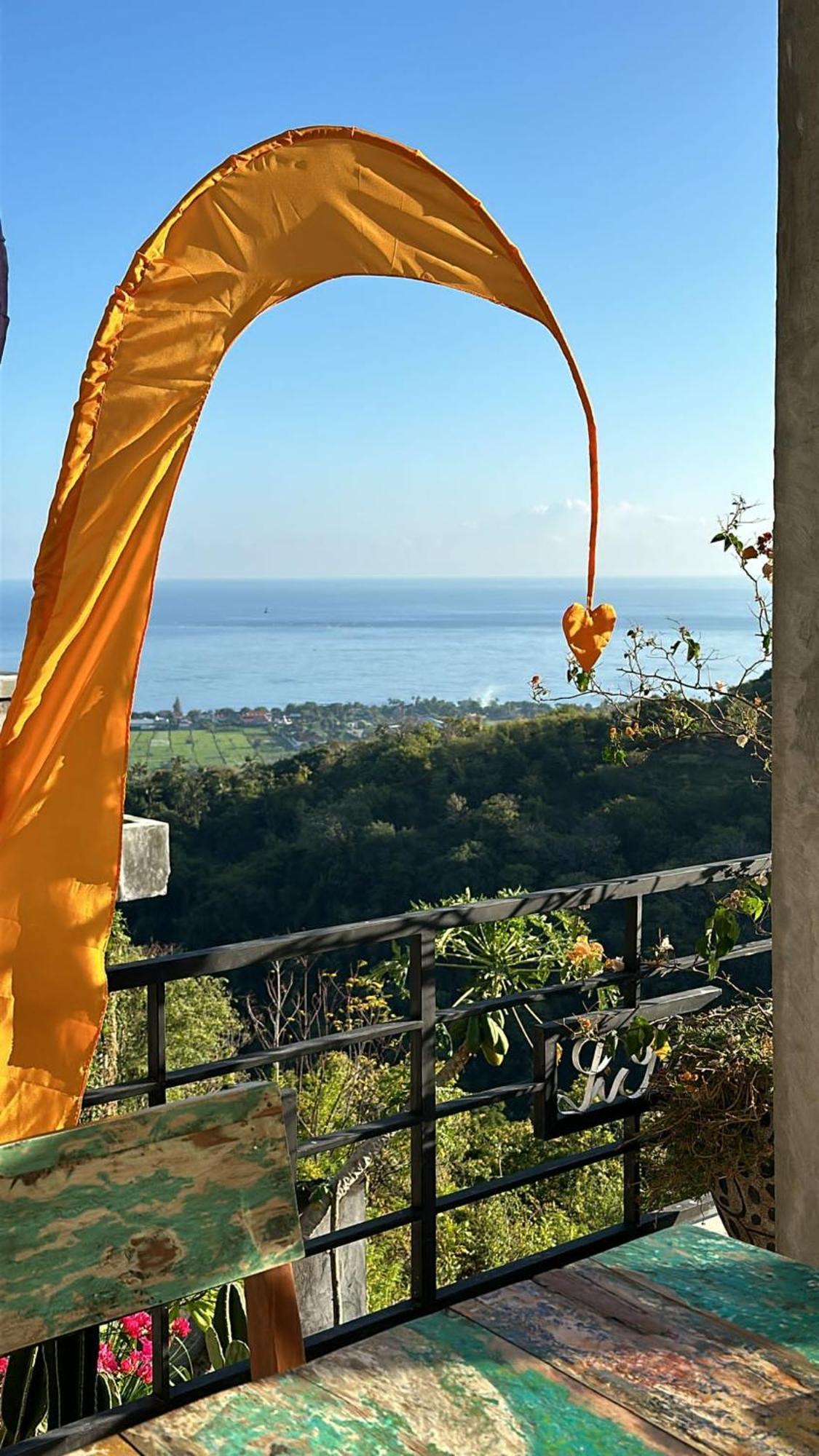 Liri Villa - Ocean, Hills, Valley View ロヴィーナ エクステリア 写真