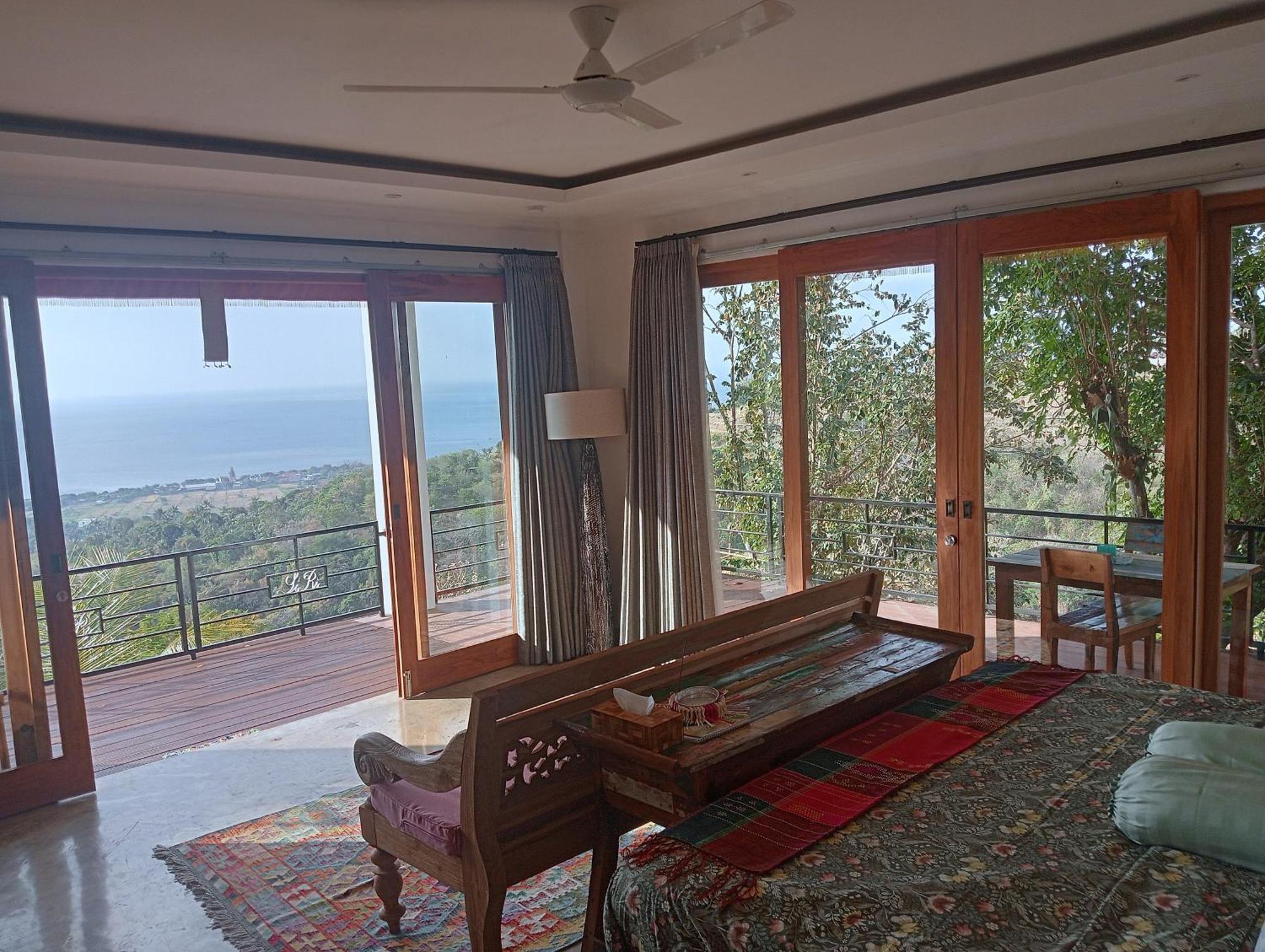 Liri Villa - Ocean, Hills, Valley View ロヴィーナ エクステリア 写真