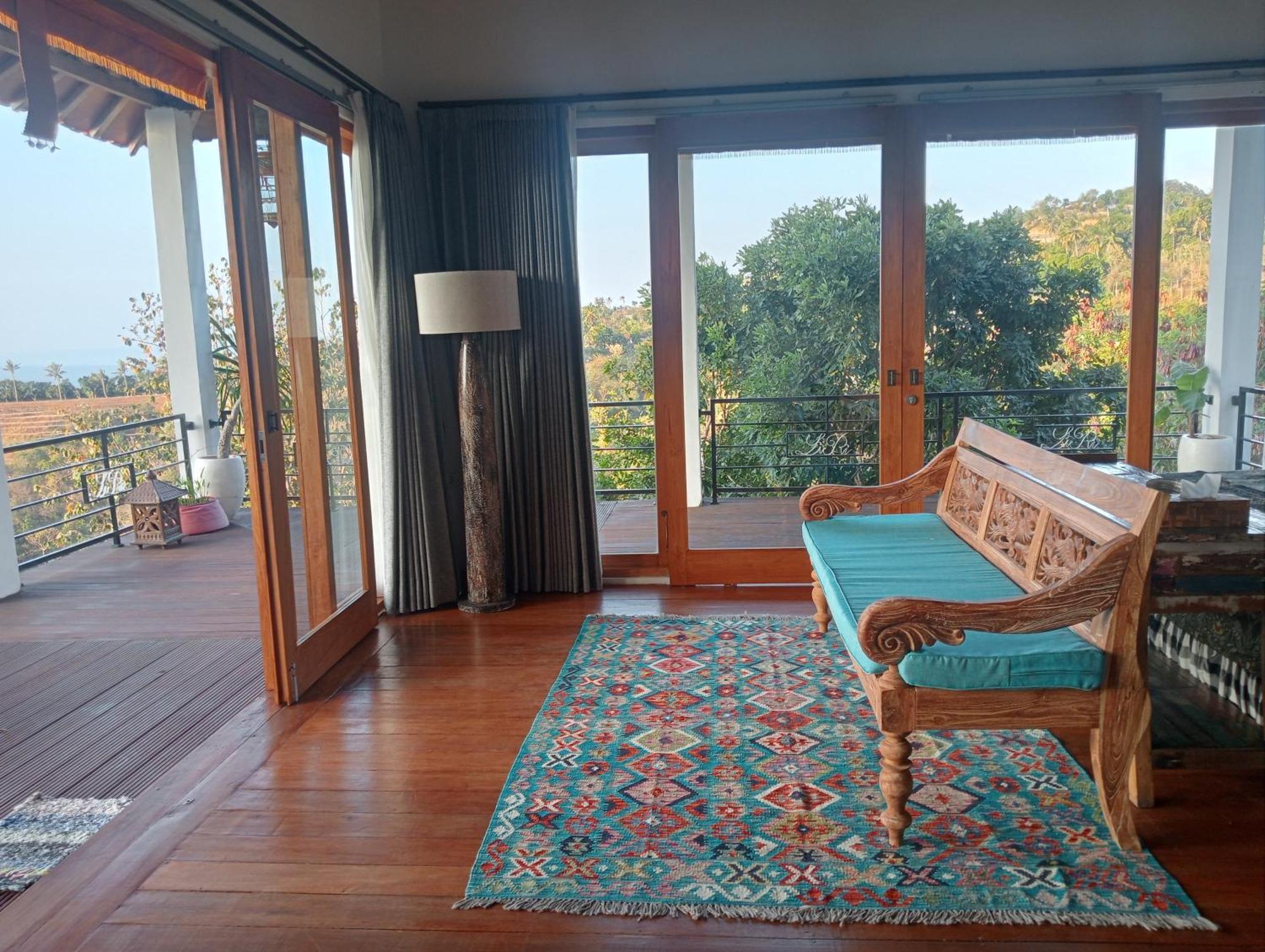 Liri Villa - Ocean, Hills, Valley View ロヴィーナ エクステリア 写真
